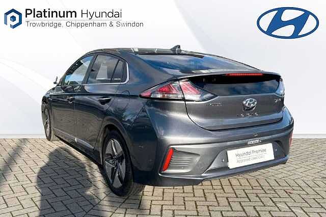 Hyundai IONIQ 1.6 GDi Hybrid Premium SE 5dr DCT